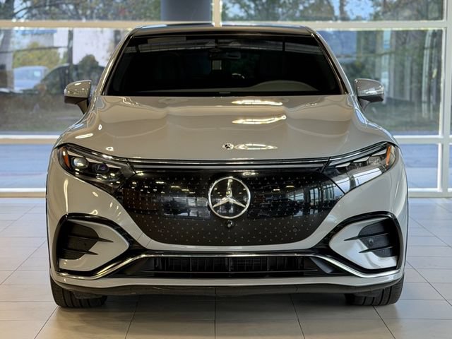 Used 2023 Mercedes-Benz EQS 580 4MATIC SUV image 2