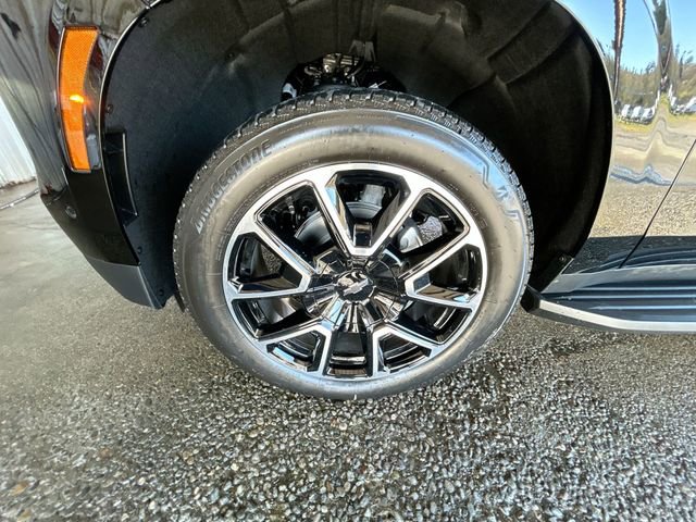 New 2026 Chevrolet Suburban RST w/ Comfort Package AWD/4WD image 34