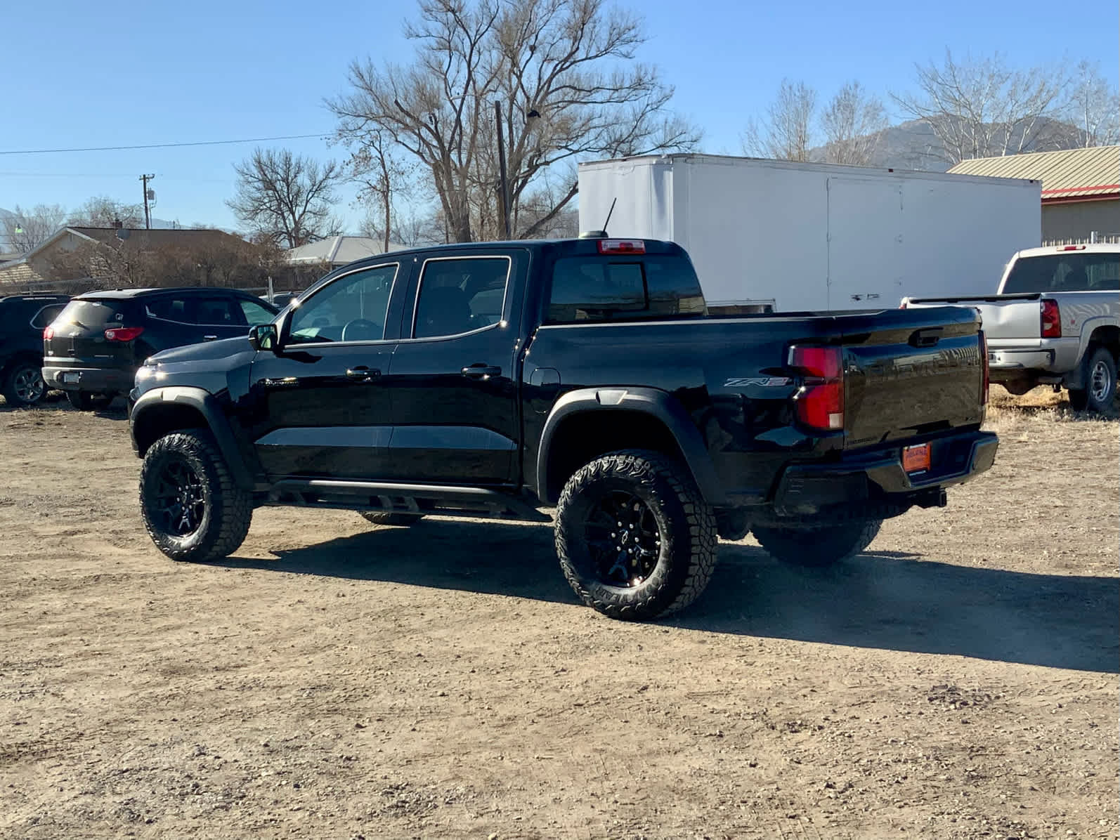 Certified 2025 Chevrolet Colorado ZR2 w/ Midnight Edition image 3