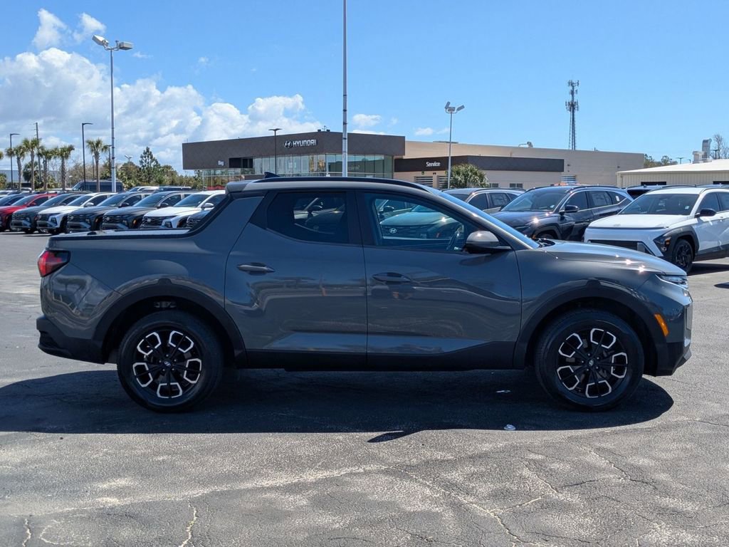 Used 2022 Hyundai Santa Cruz SEL Premium w/ Cargo Package image 4