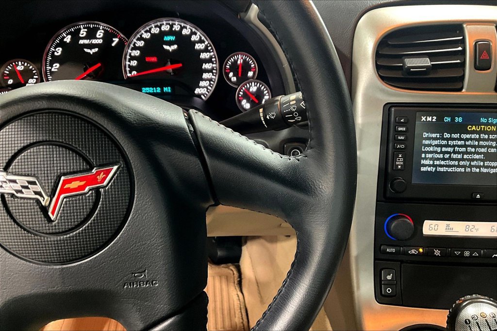 Used 2005 Chevrolet Corvette Convertible w/ Preferred Equipment Group RWD image 11