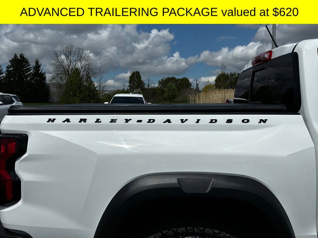 Used 2024 Chevrolet Colorado Trail Boss w/ Technology Package AWD/4WD image 4