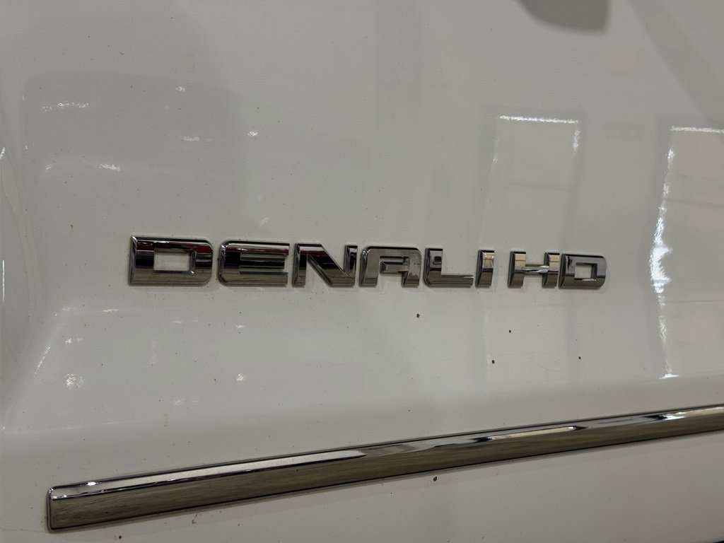 Used 2015 GMC Sierra 3500 Denali image 21