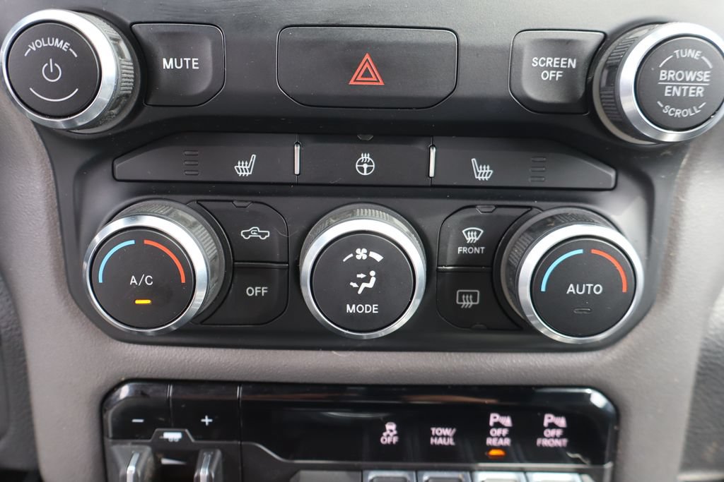 Used 2022 RAM 1500 Big Horn AWD/4WD image 9