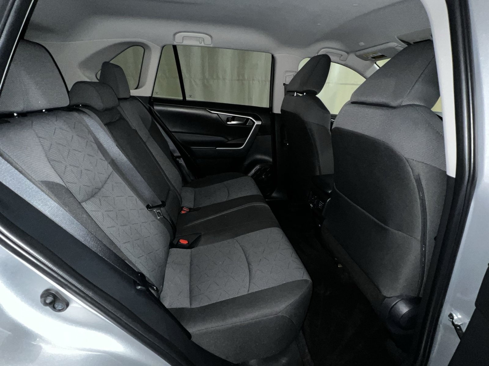 Used 2025 Toyota RAV4 XLE AWD/4WD image 29
