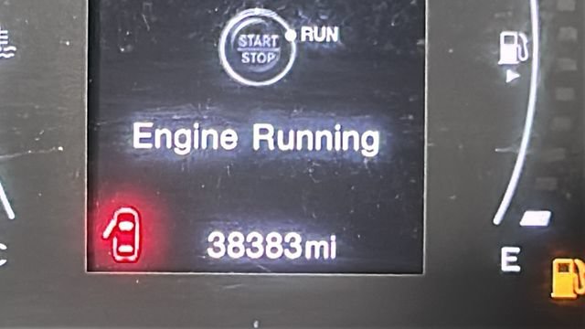 Used 2023 Jeep Renegade Latitude AWD/4WD image 18