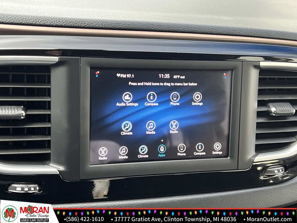 Used 2021 Chrysler Voyager LX image 19