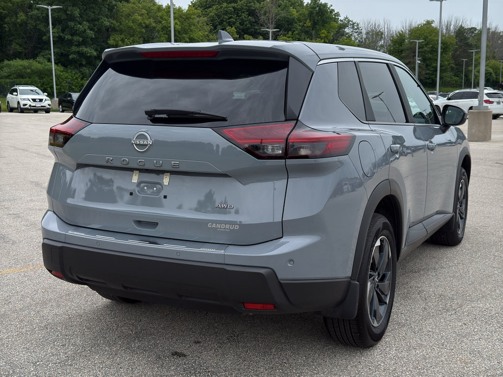Used 2026 Nissan Rogue SV w/ Cold Weather Package AWD/4WD image 5