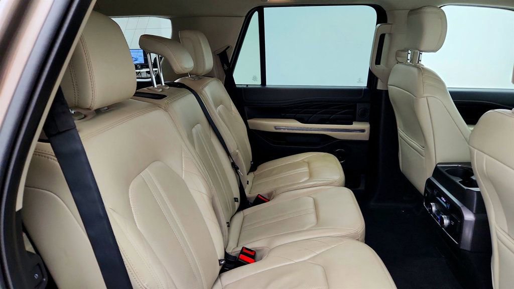 Used 2019 Ford Expedition Platinum AWD/4WD image 26