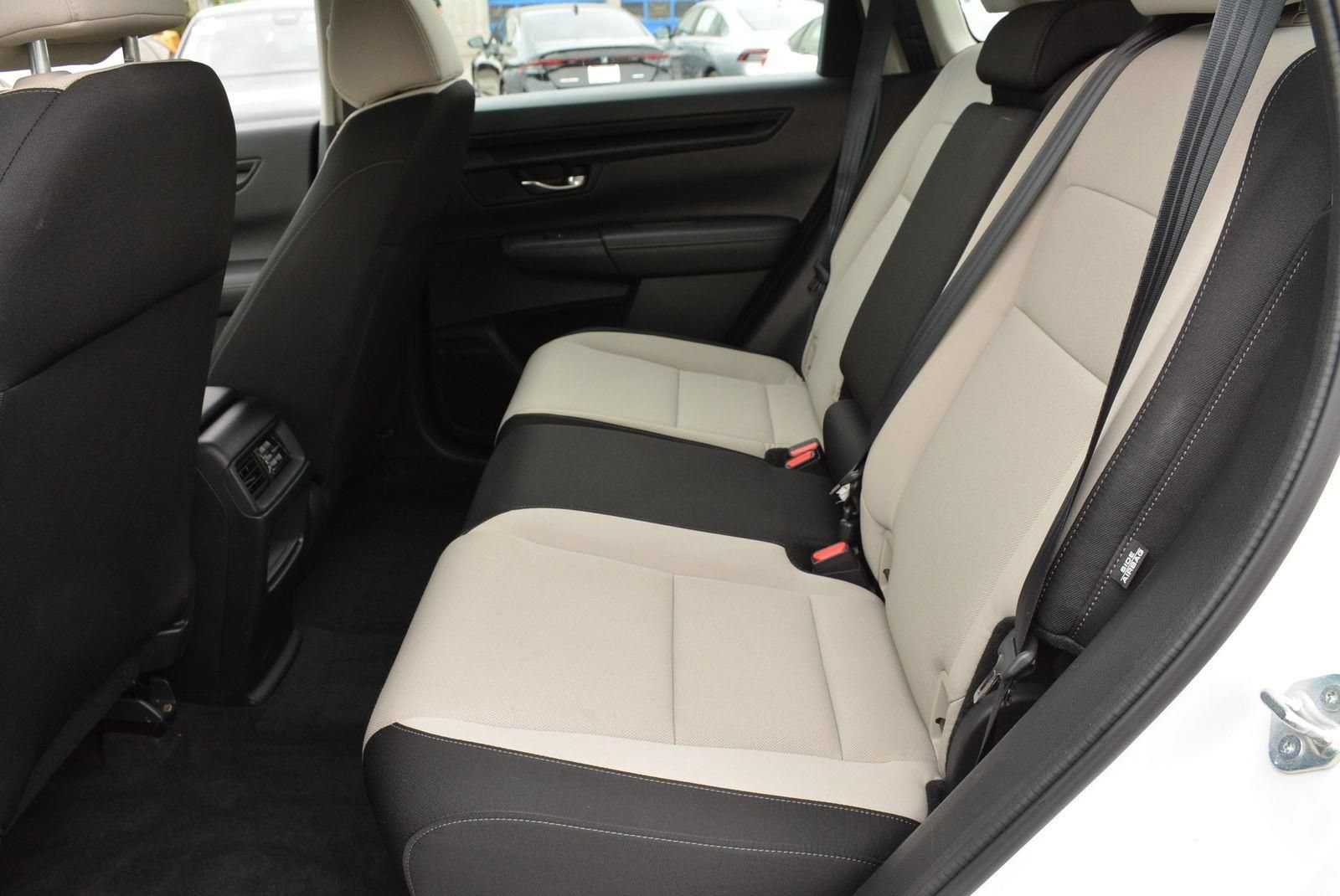 Used 2024 Honda CR-V LX image 15