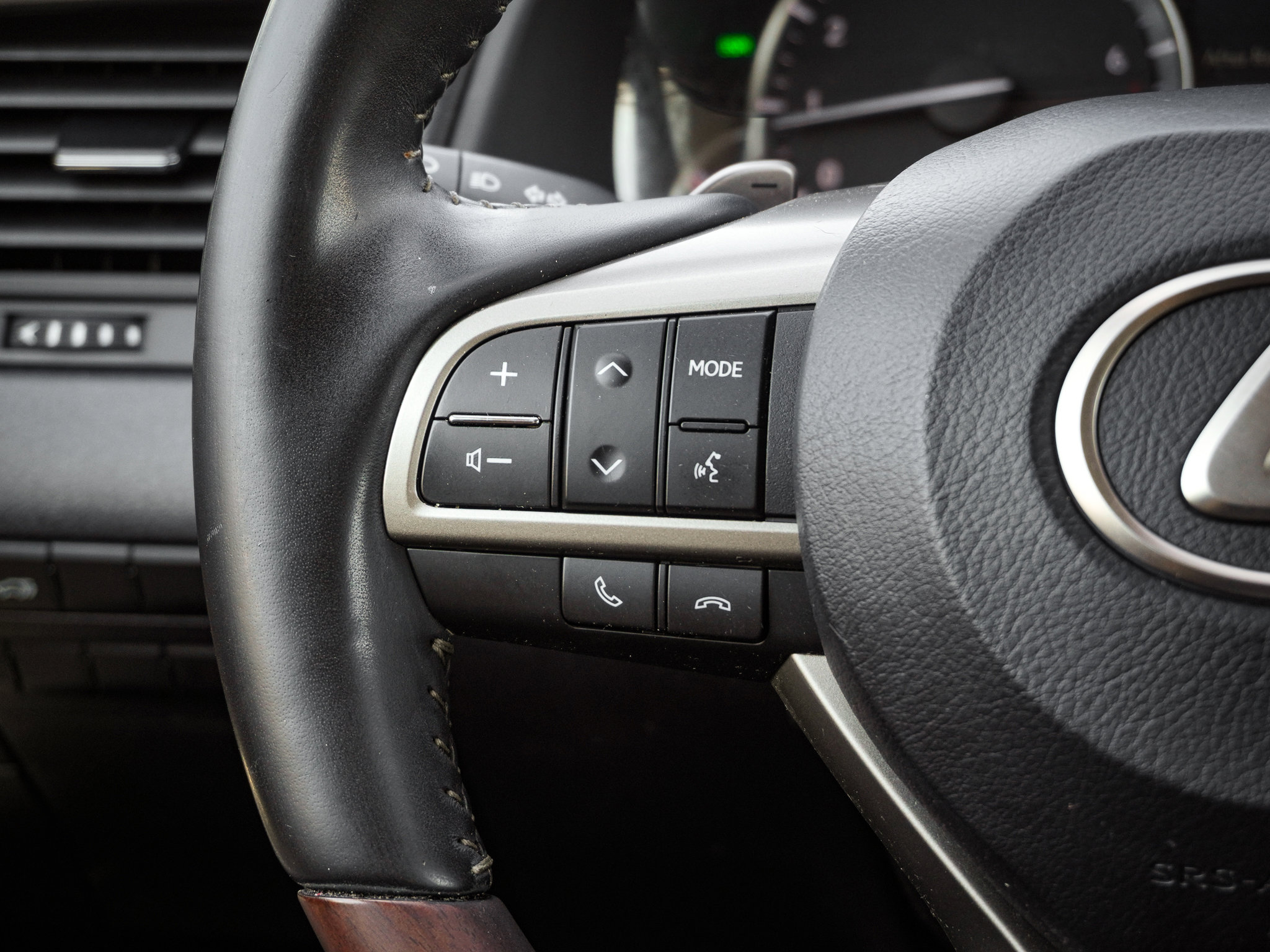 Used 2020 Lexus RX 350 FWD w/ Premium Package image 18