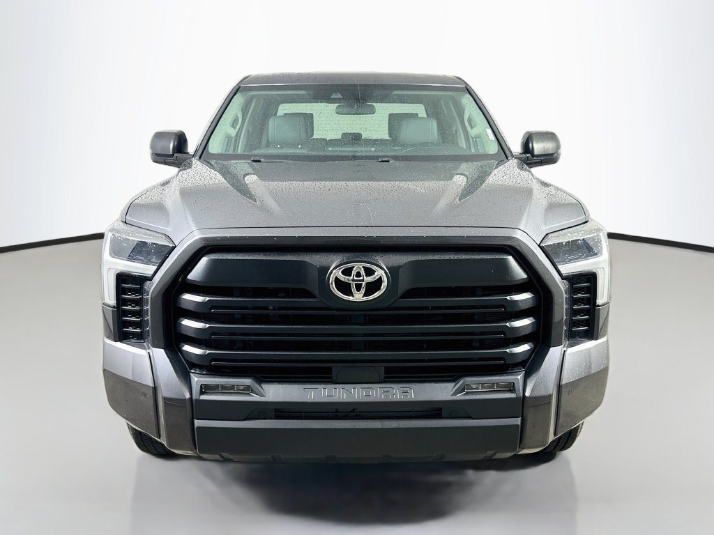 Used 2023 Toyota Tundra SR5 w/ SR5 Premium Package RWD image 2