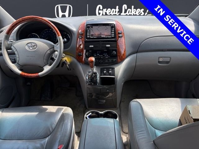 Used 2009 Toyota Sienna XLE FWD image 7