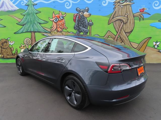 Used 2020 Tesla Model 3 Standard Range Plus RWD image 7