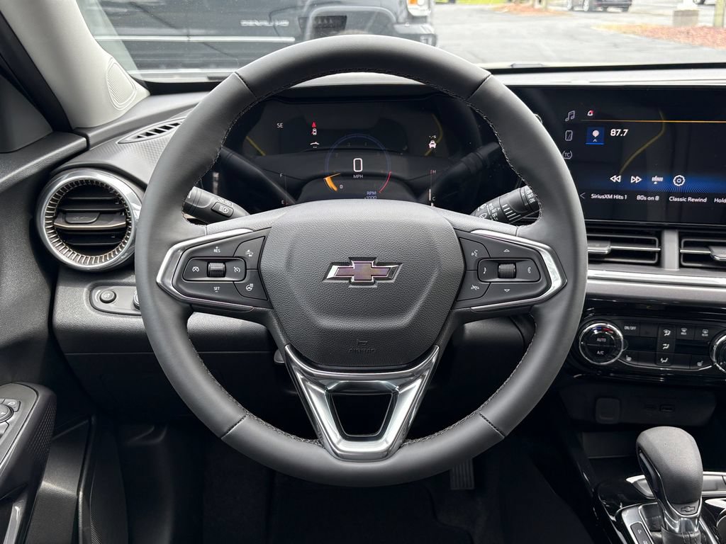 New 2026 Chevrolet Trax ACTIV w/ Driver Confidence Package FWD image 22