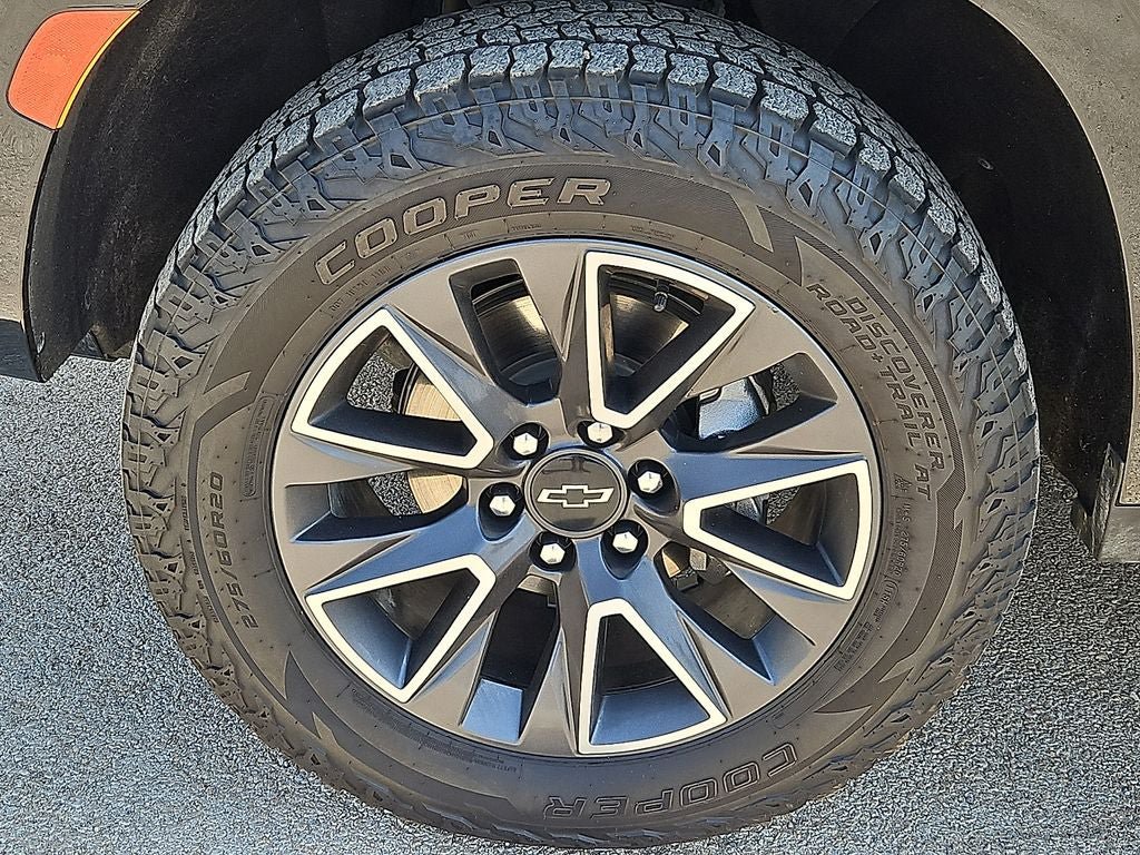 Used 2023 Chevrolet Tahoe Z71 AWD/4WD image 13