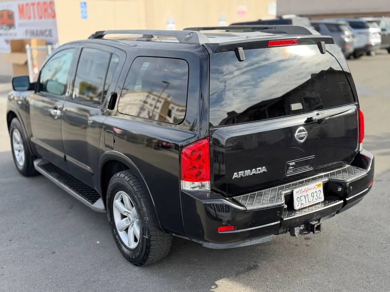 Used 2012 Nissan Armada SV w/ Driver Pkg image 13