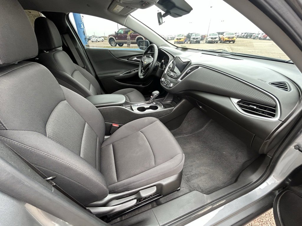 Used 2024 Chevrolet Malibu RS w/ LPO, Floor Liner Package image 22