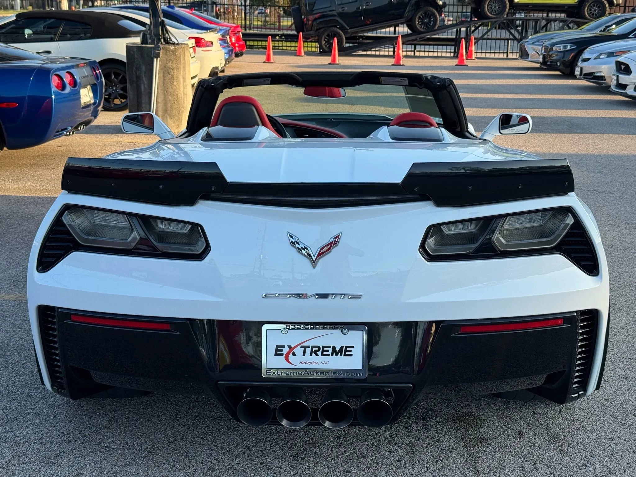 Used 2016 Chevrolet Corvette Z06 w/ 3LZ Preferred Equipment Group image 3