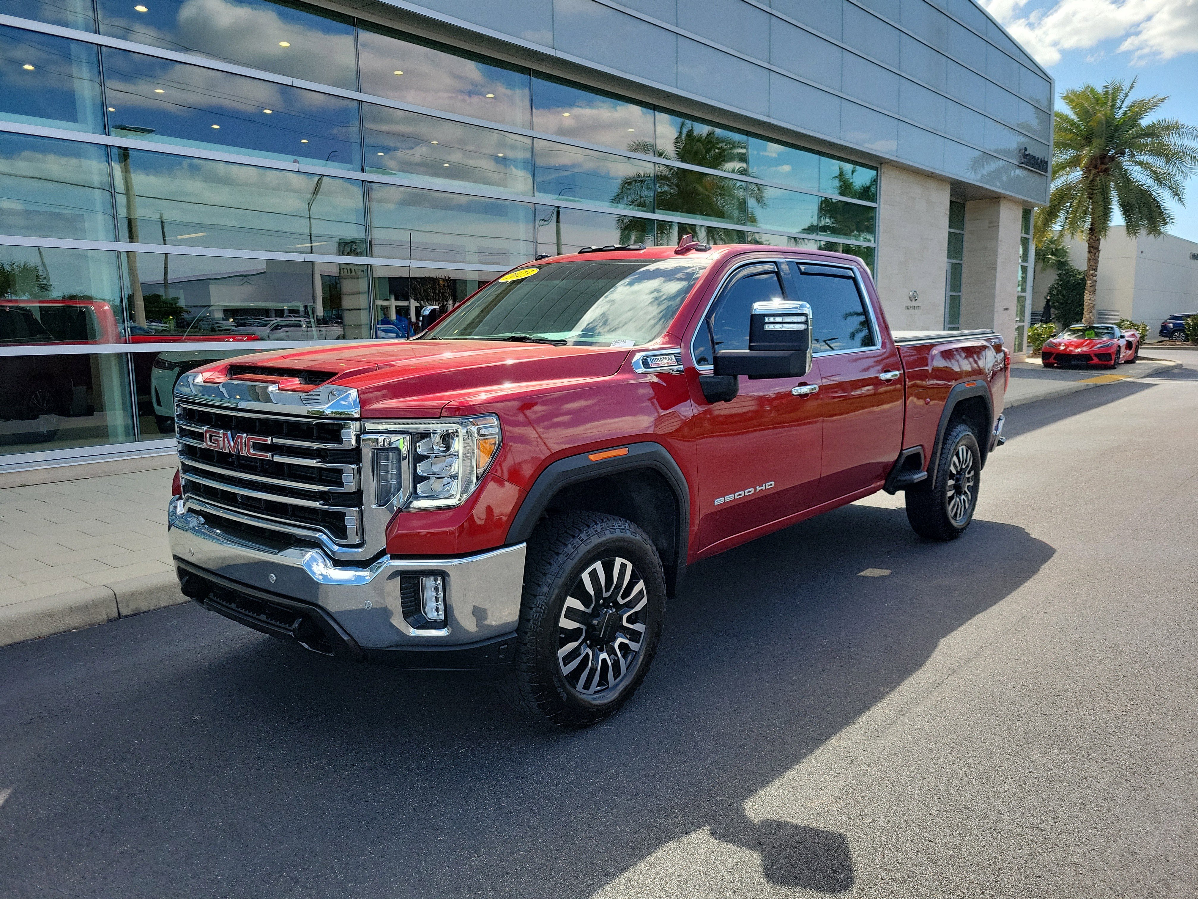 Used 2023 GMC Sierra 2500 SLT w/ SLT Premium Package image 8