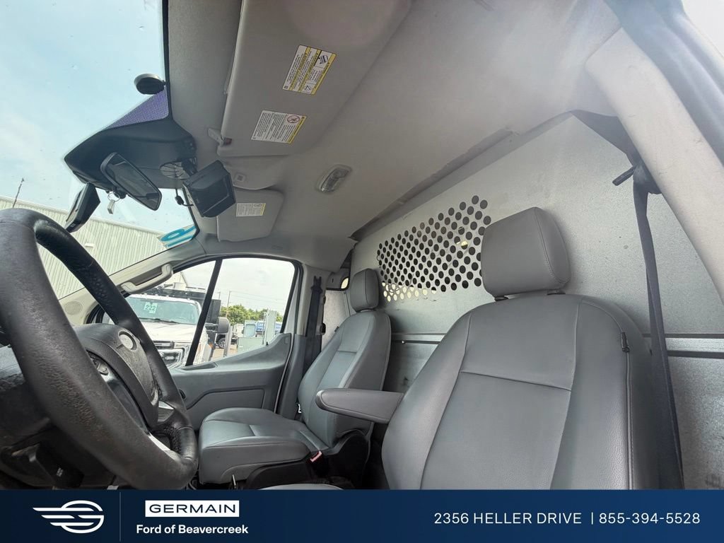 Used 2016 Ford Transit 250 130 Low Roof RWD image 16