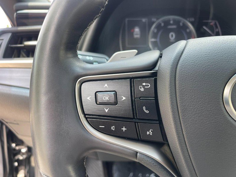 Used 2021 Lexus ES 350 ES 350 Luxury FWD w/ Accessory Package 2 image 29