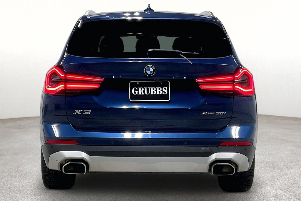Used 2023 BMW X3 xDrive30i w/ Premium Package AWD/4WD image 5
