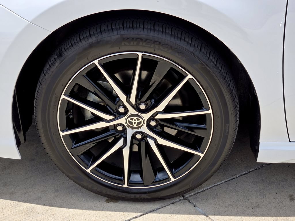 Certified 2024 Toyota Camry SE FWD image 7