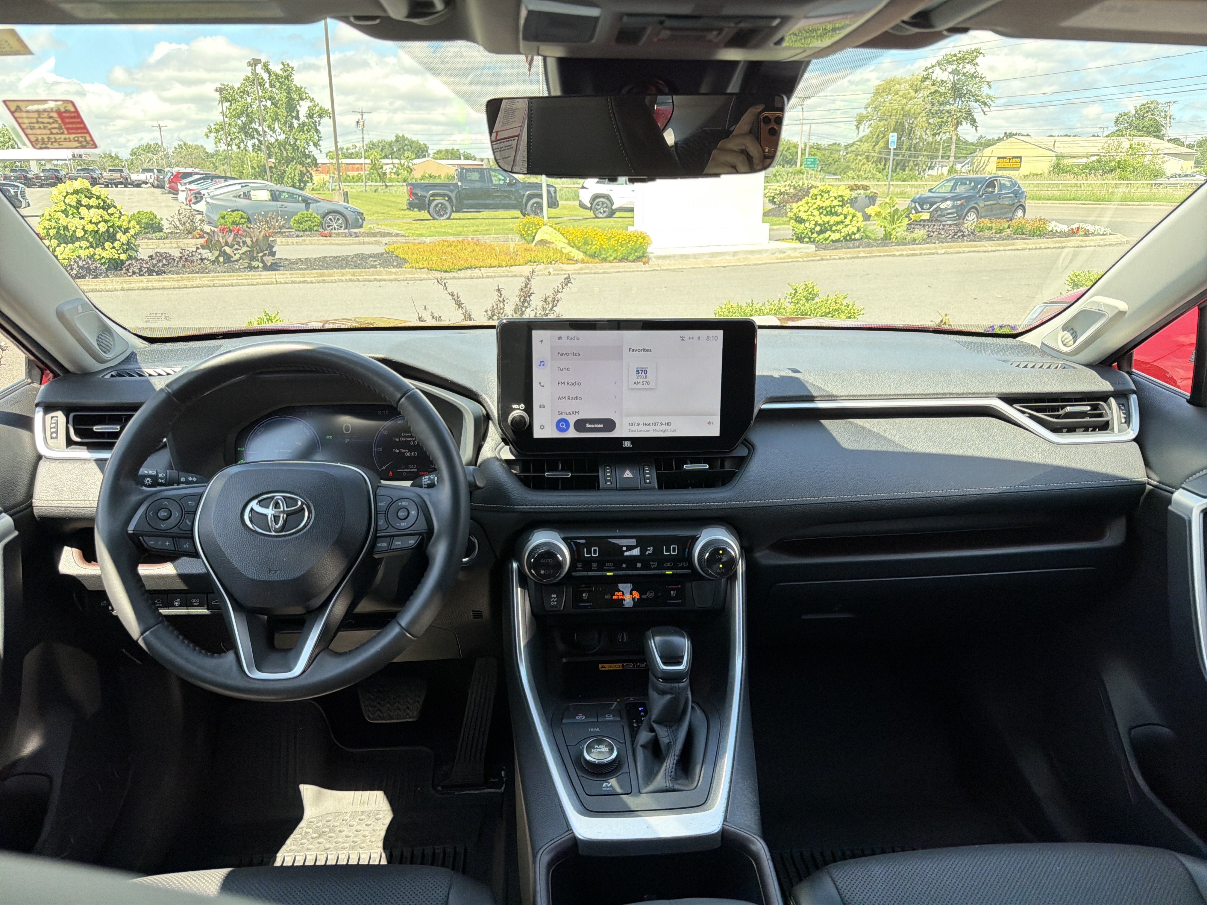 Used 2023 Toyota RAV4 Limited AWD/4WD image 13