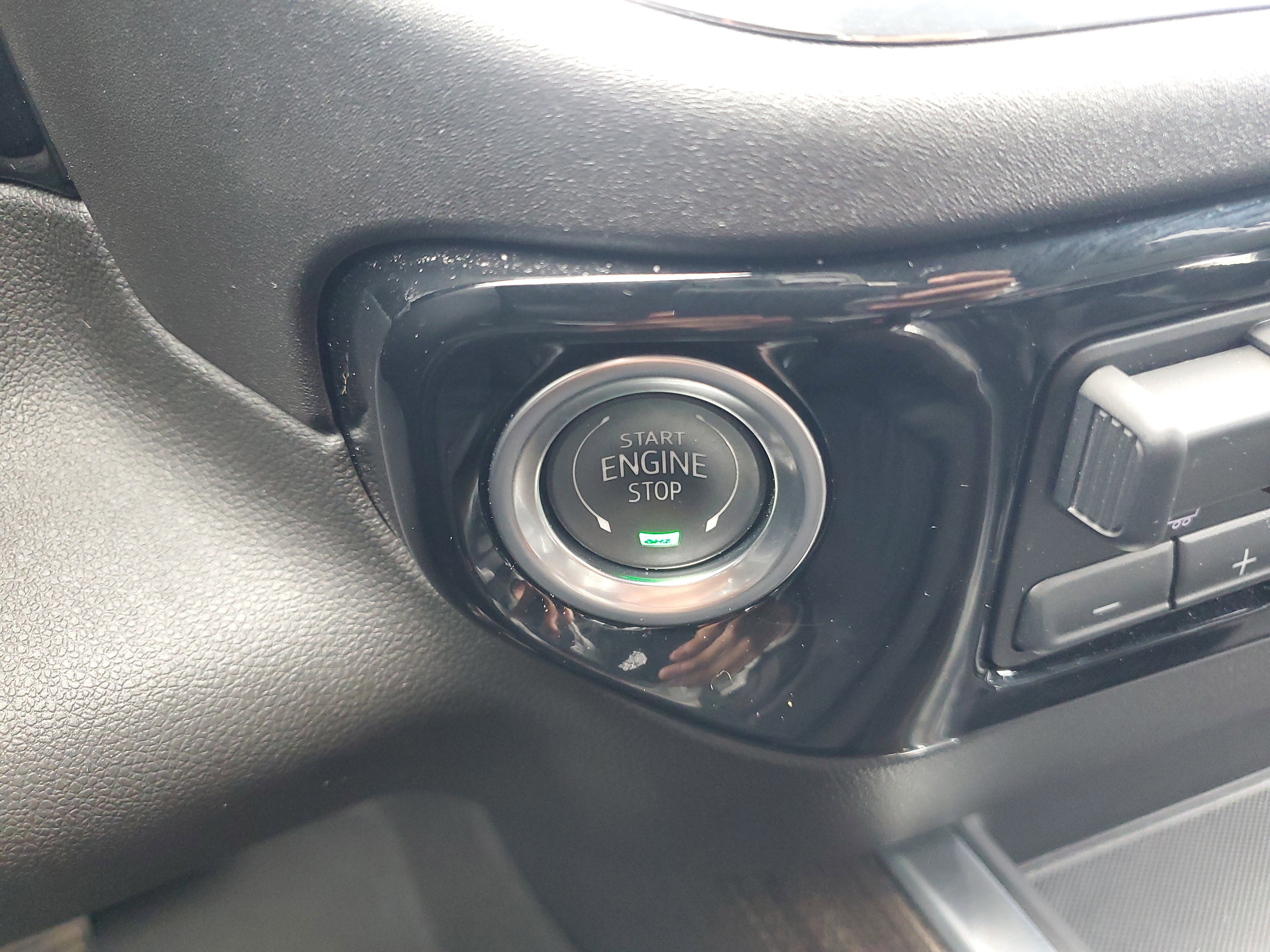 Used 2025 Chevrolet Silverado 1500 RST w/ All Star Edition Plus image 8