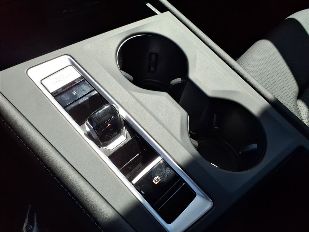 New 2026 Volkswagen Atlas SE image 17