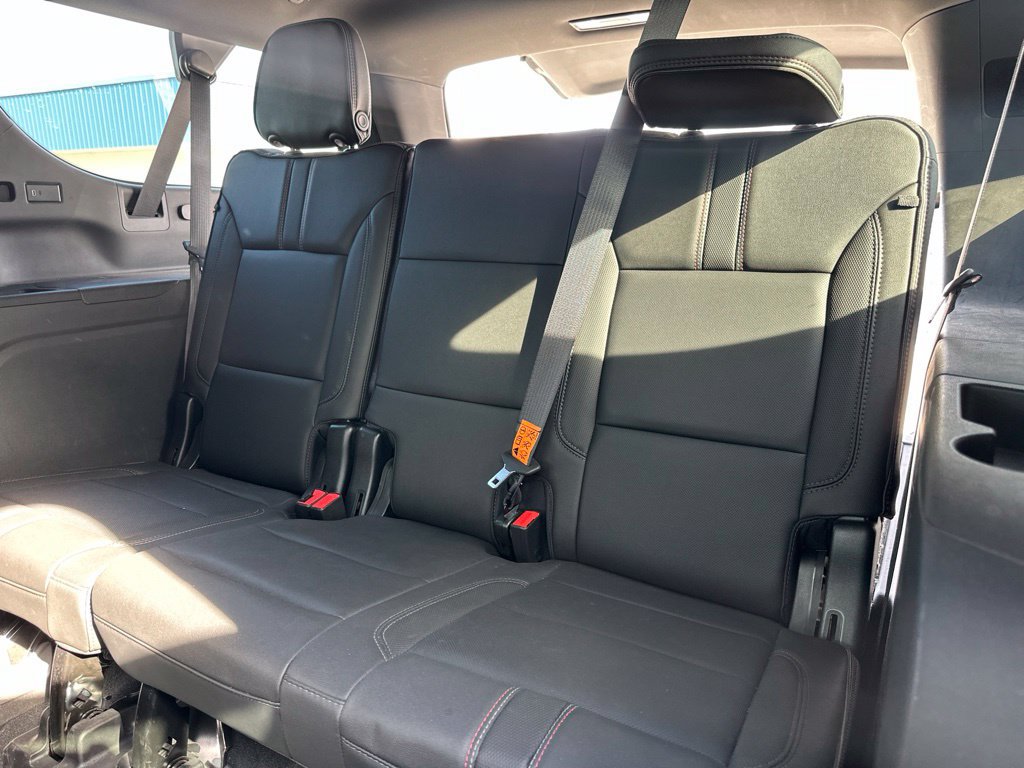 Used 2022 Chevrolet Suburban RST w/ Sport Performance Package AWD/4WD image 22