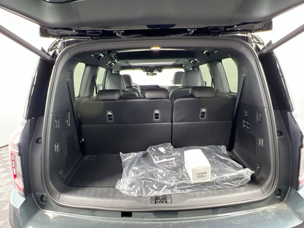 New 2026 Nissan Armada PRO-4X image 25