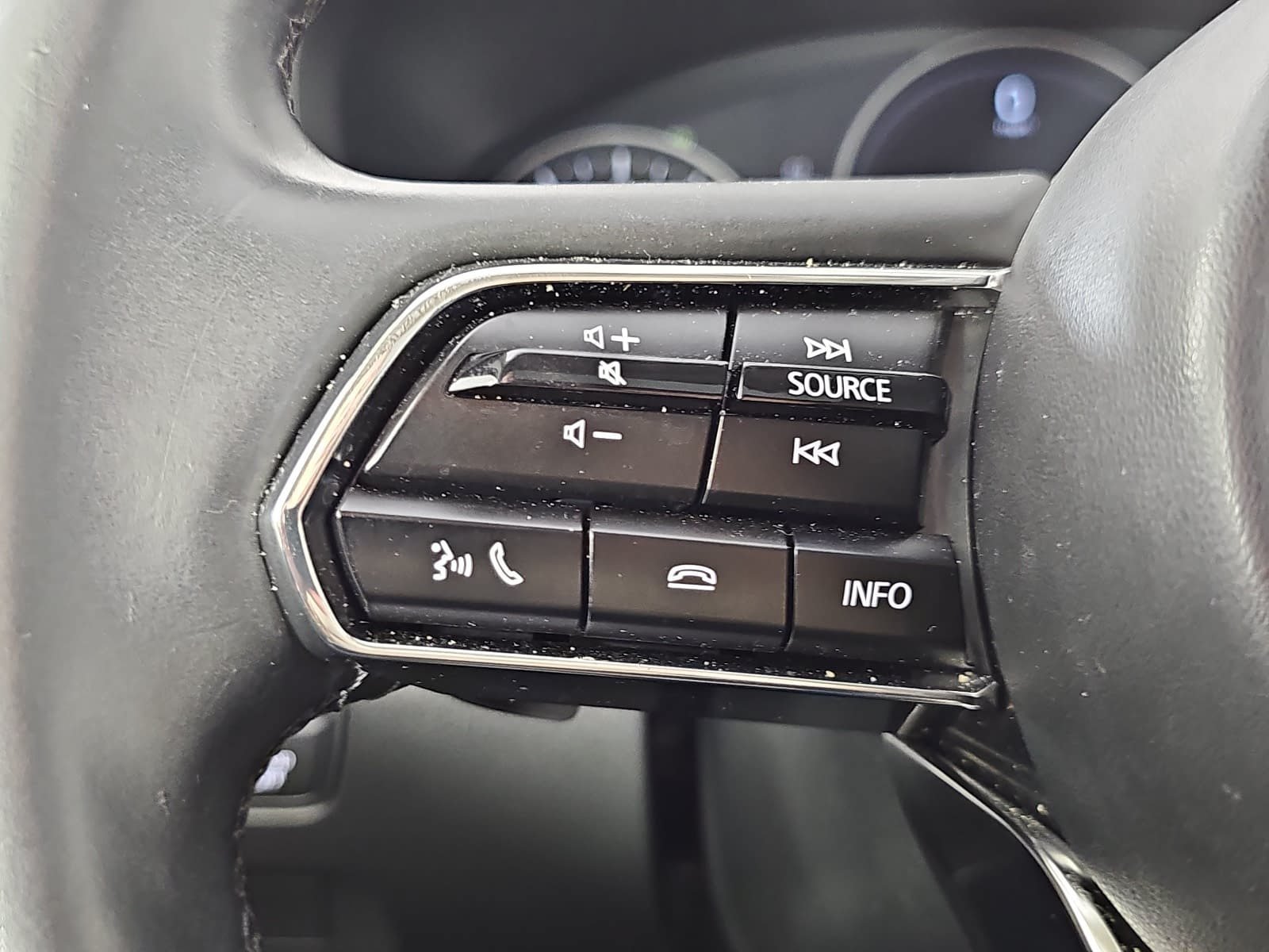 Used 2024 MAZDA CX-90 3.3 Turbo w/ Preferred Plus AWD/4WD image 17