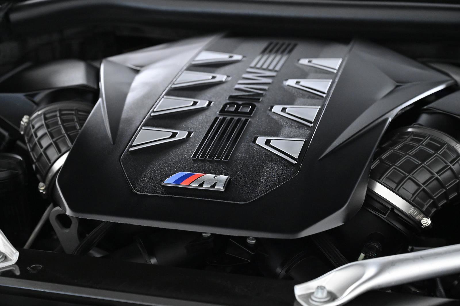 Used 2024 BMW X6 M60i image 42