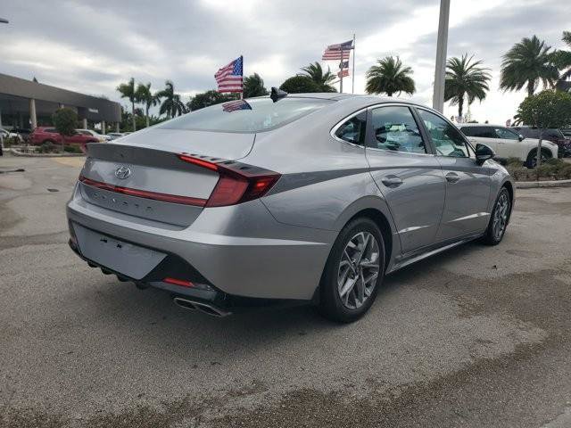 Certified 2023 Hyundai Sonata SEL w/ Convenience Package image 5