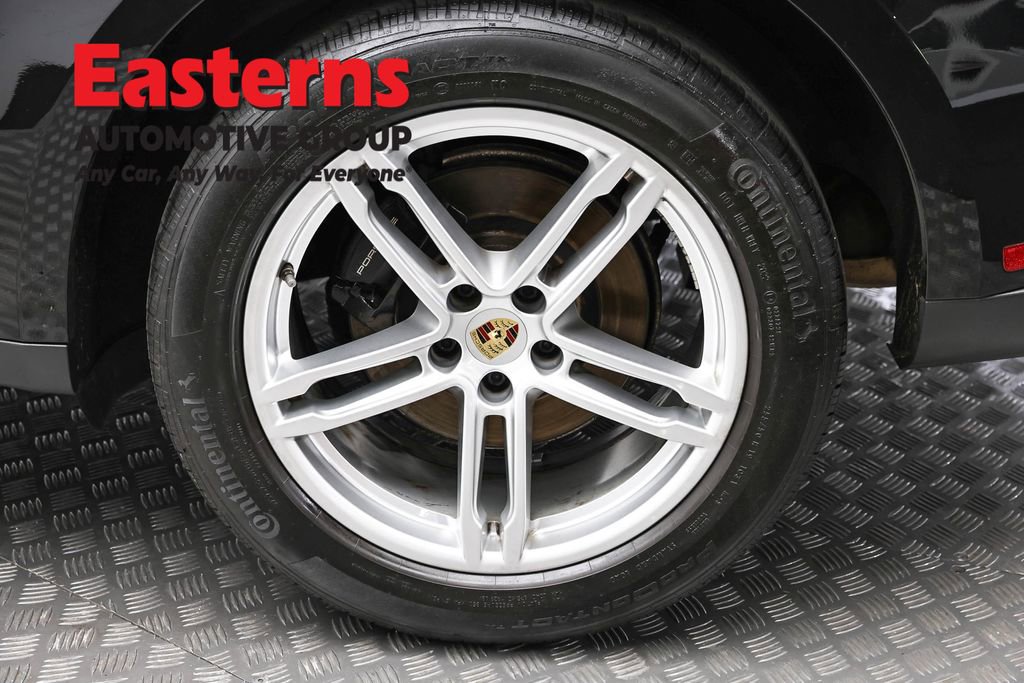 Used 2022 Porsche Macan AWD/4WD image 8