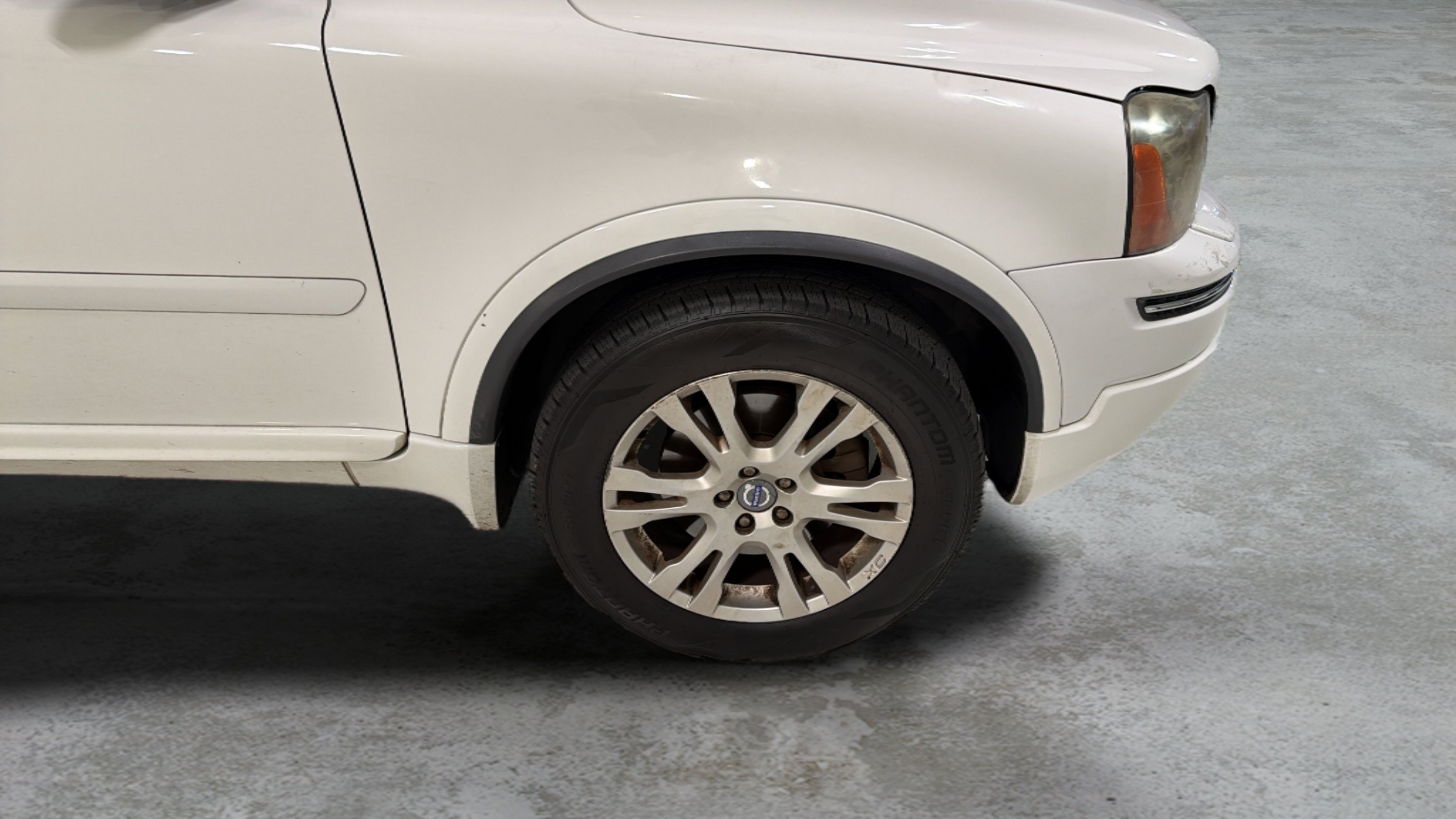 Used 2013 Volvo XC90 3.2 FWD image 27