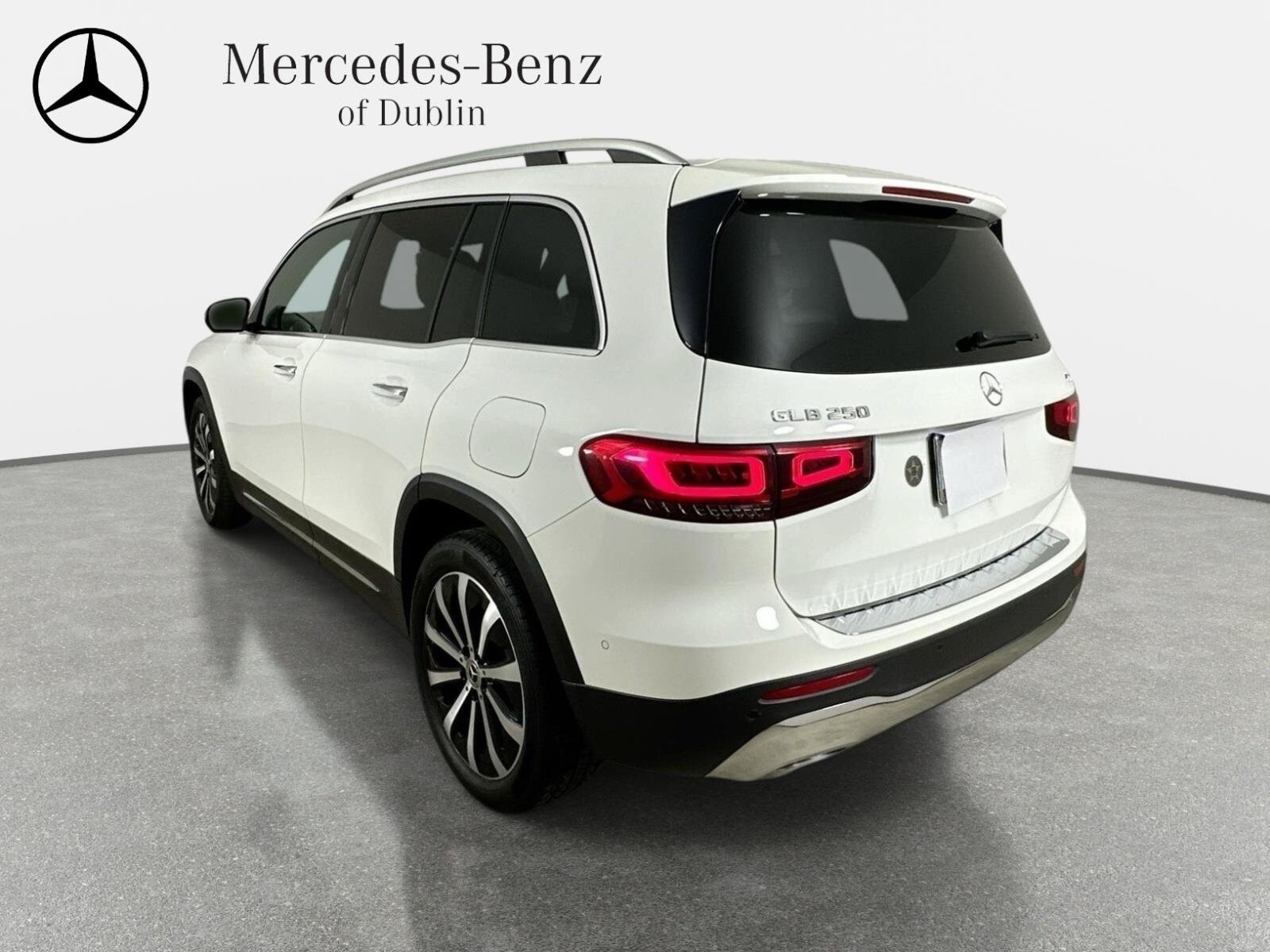Certified 2022 Mercedes-Benz GLB 250 4MATIC image 4