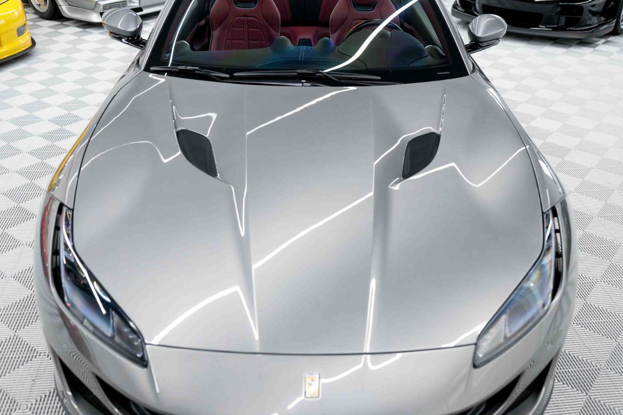 Used 2020 Ferrari Portofino RWD image 26
