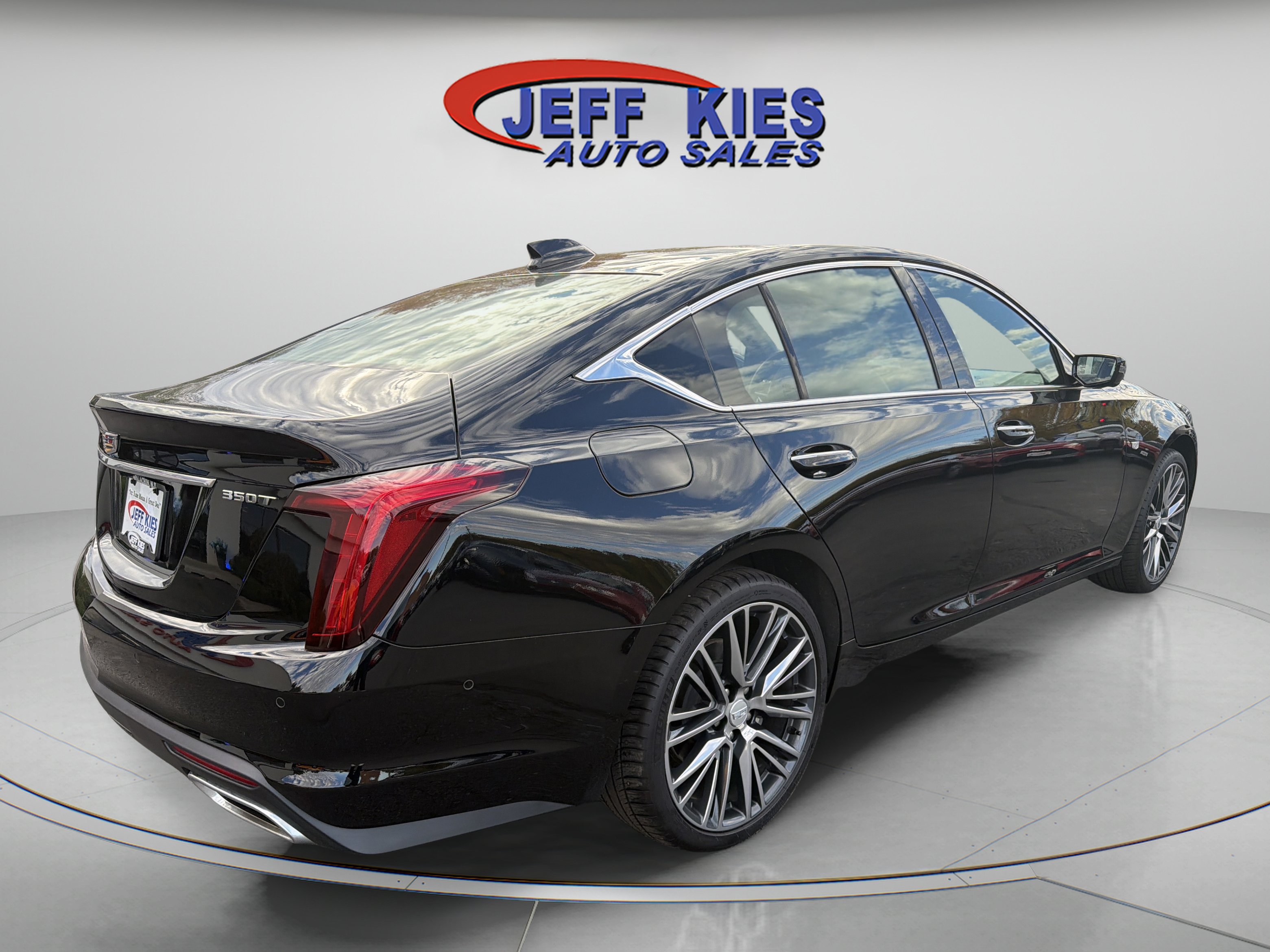 Used 2026 Cadillac CT5 Premium Luxury w/ Sun And Sound Package AWD/4WD image 8