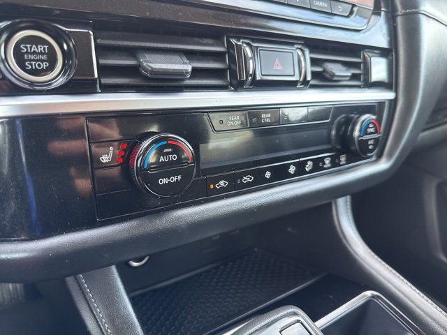 Used 2024 Nissan Pathfinder SV image 5