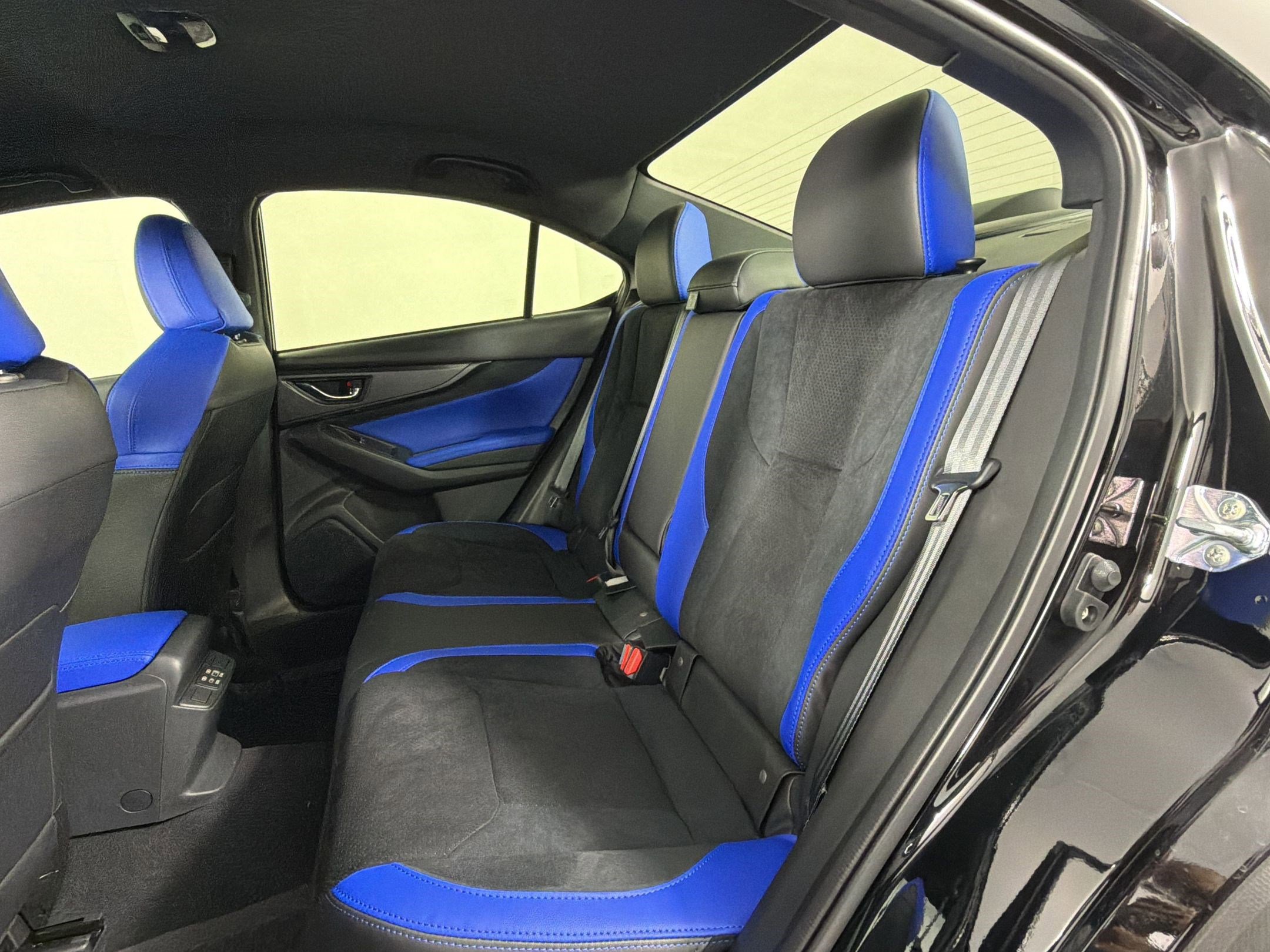 Used 2025 Subaru WRX tS AWD/4WD image 18