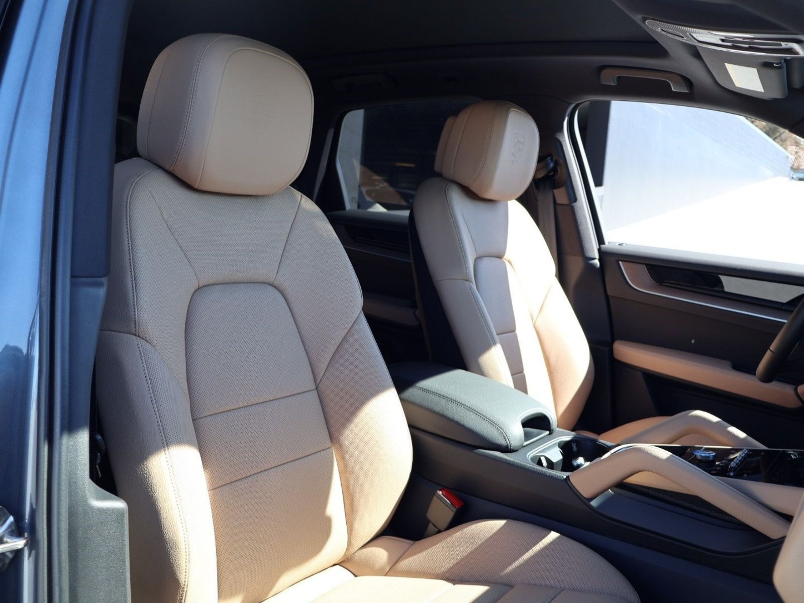 New 2026 Porsche Cayenne AWD/4WD image 24