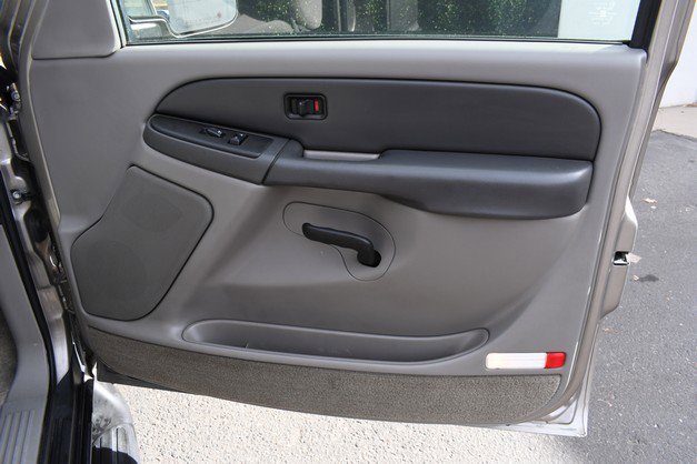 Used 2003 GMC Yukon SLE image 23