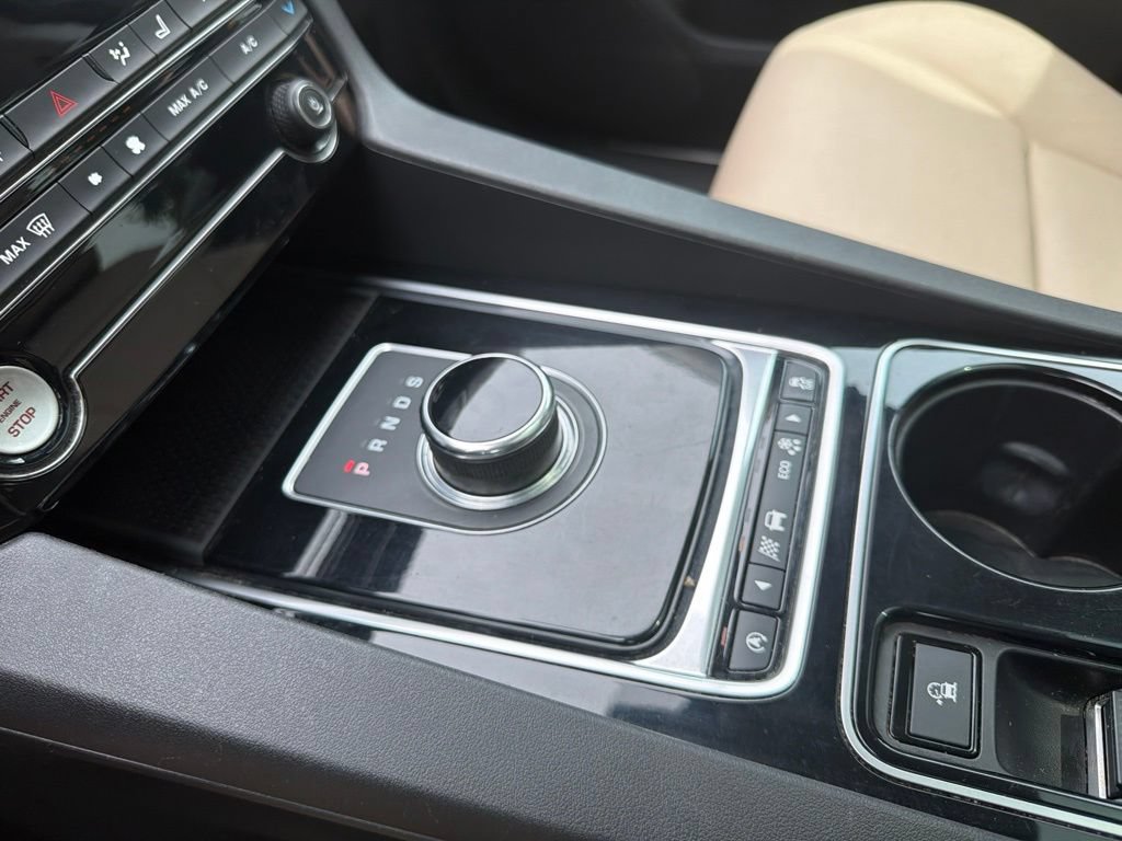 Used 2017 Jaguar F-PACE Premium AWD/4WD image 33