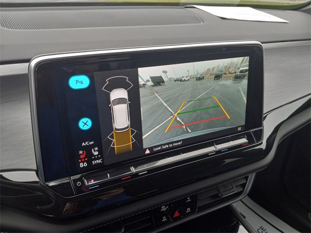 Used 2025 Volkswagen Atlas Cross Sport SE image 21