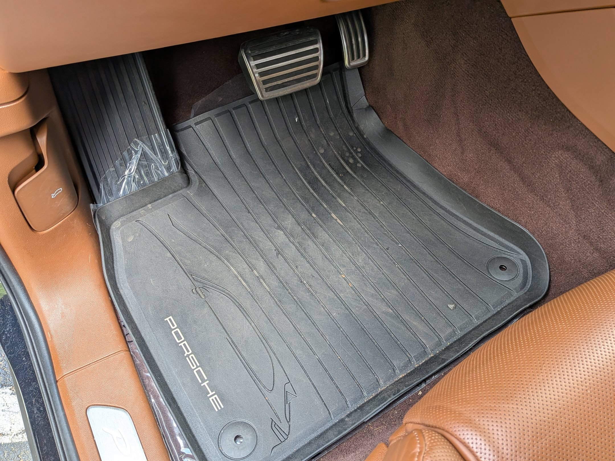 Certified 2023 Porsche Cayenne S Platinum AWD/4WD image 7