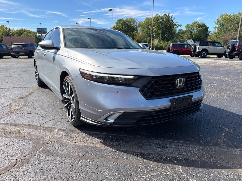 Used 2024 Honda Accord Touring image 10