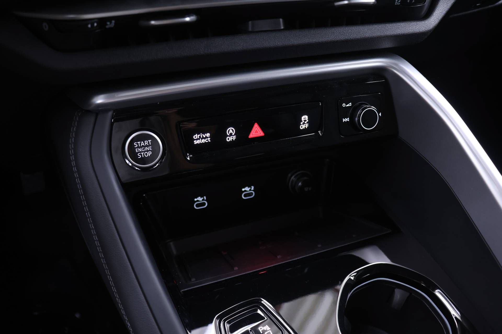 Certified 2025 Audi Q5 Premium Plus AWD/4WD image 9
